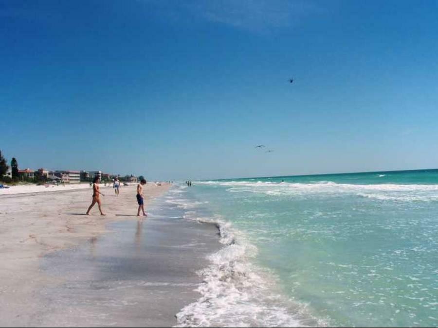 Express Inn & Suites - 5 Miles From St Petersburg Clearwater Airport 외부 사진